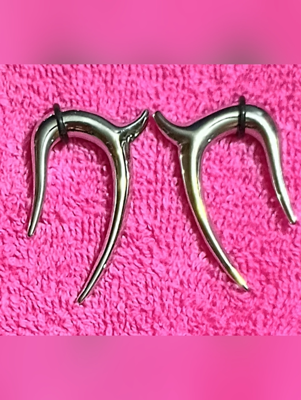 Sleek Silver Curved Horn Gauges